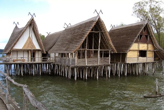 Prehistorische paalwoningen